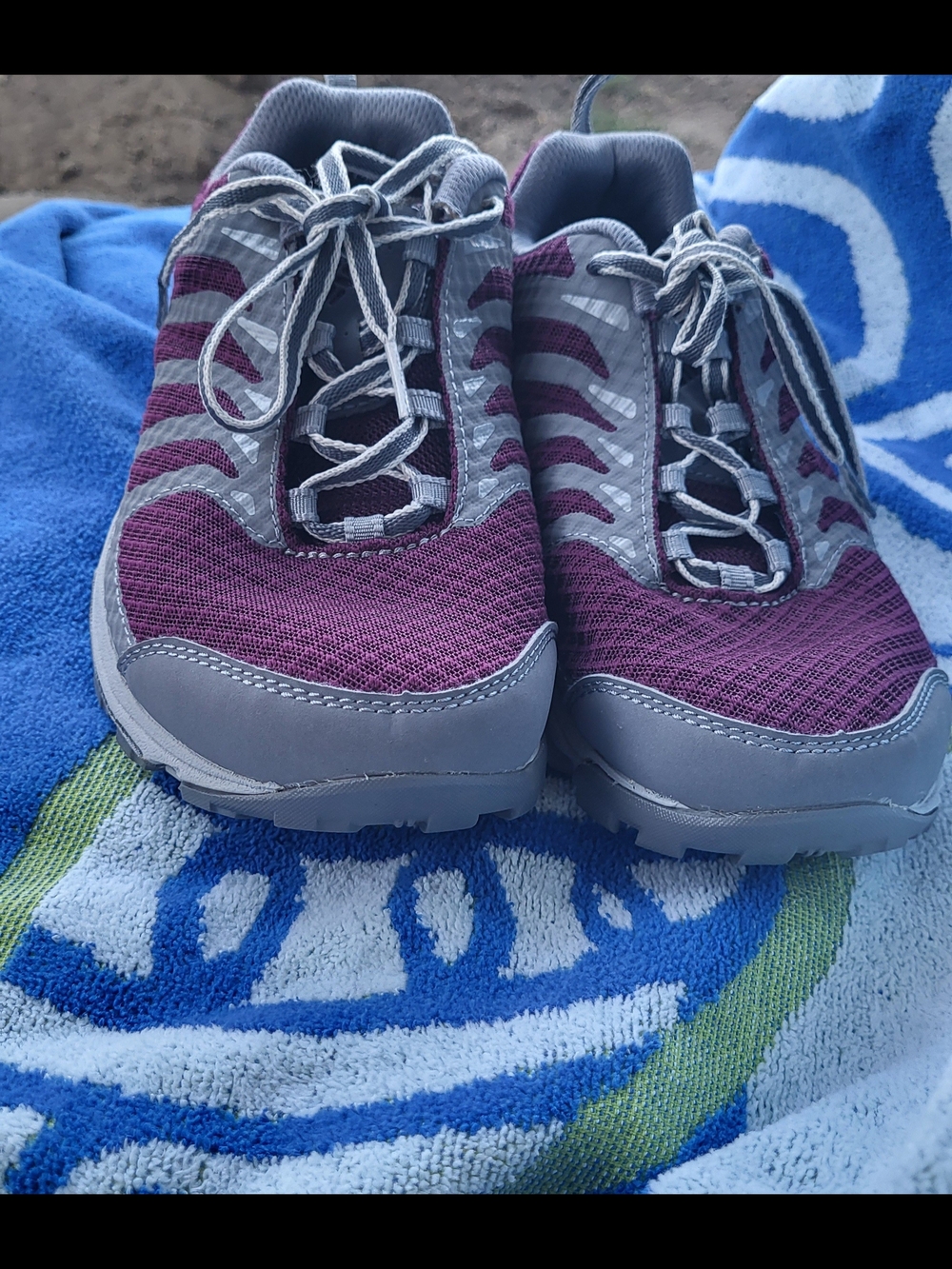 Columbia Women’s Lightweight Purple Trail Sneakers - Picture 7 of 7